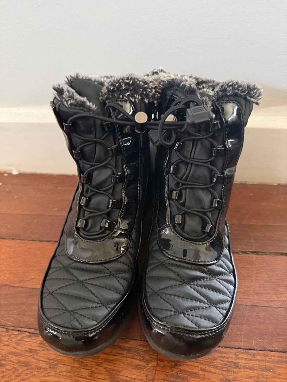 Khombu winter boots size 2 kids